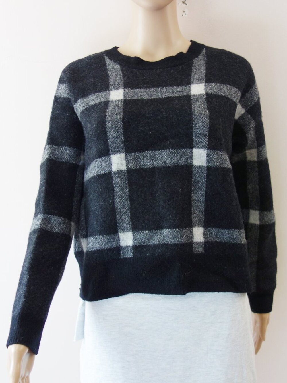 Banana Republic Windowpane Wool Sweater Black/White (L) EUC